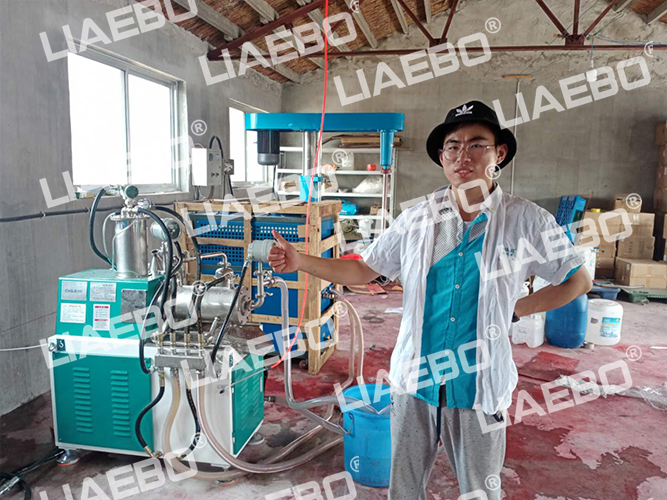 山東客戶（色漿）5L棒削式納米砂磨機