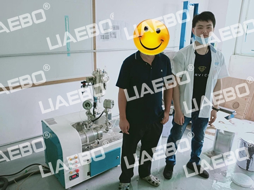 深圳客戶（油墨）LSN-0.5L設(shè)備調(diào)試完成