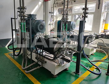 江蘇某公司2臺100L砂磨機(jī)調(diào)試成功